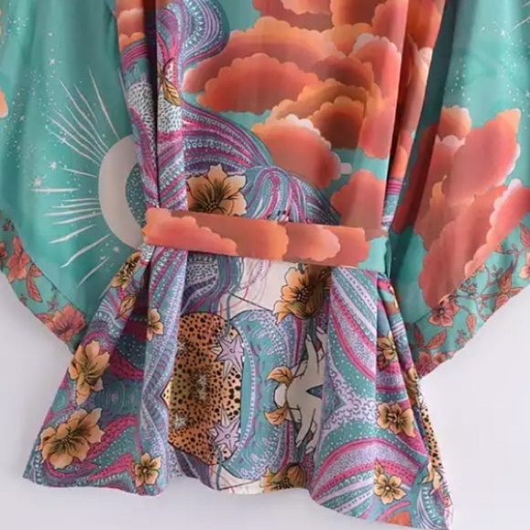 Green Cosmic Galaxy Moon Boho Short Kimono Coverup Robe - Picture 8 of 11